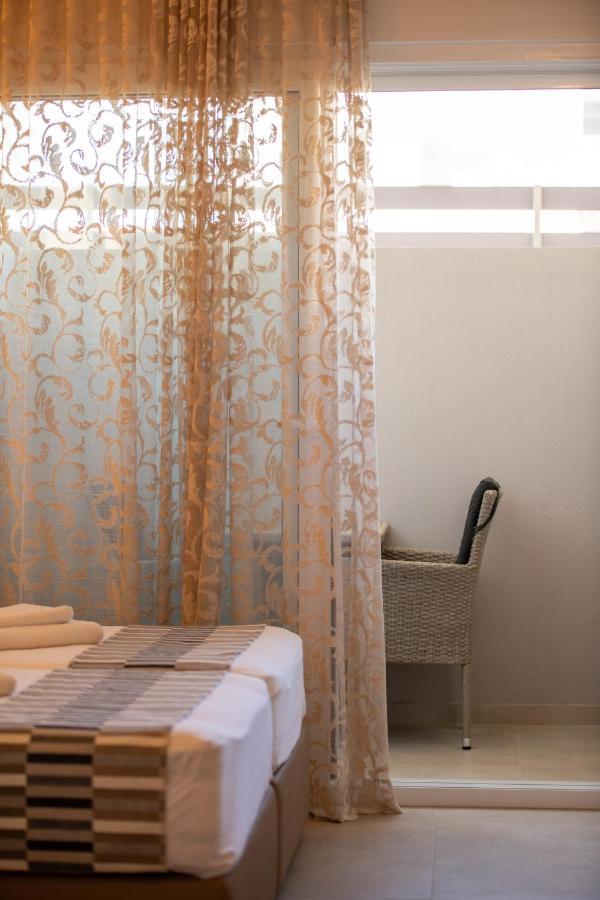 Sithonia Suites Luxury 2 Beds Studio, Semi-Ground Floor Никити Экстерьер фото