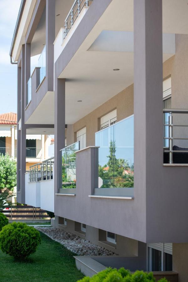 Sithonia Suites Luxury 2 Beds Studio, Semi-Ground Floor Никити Экстерьер фото